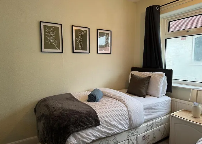 Cosy Seaside Retreat Near Blackpool
