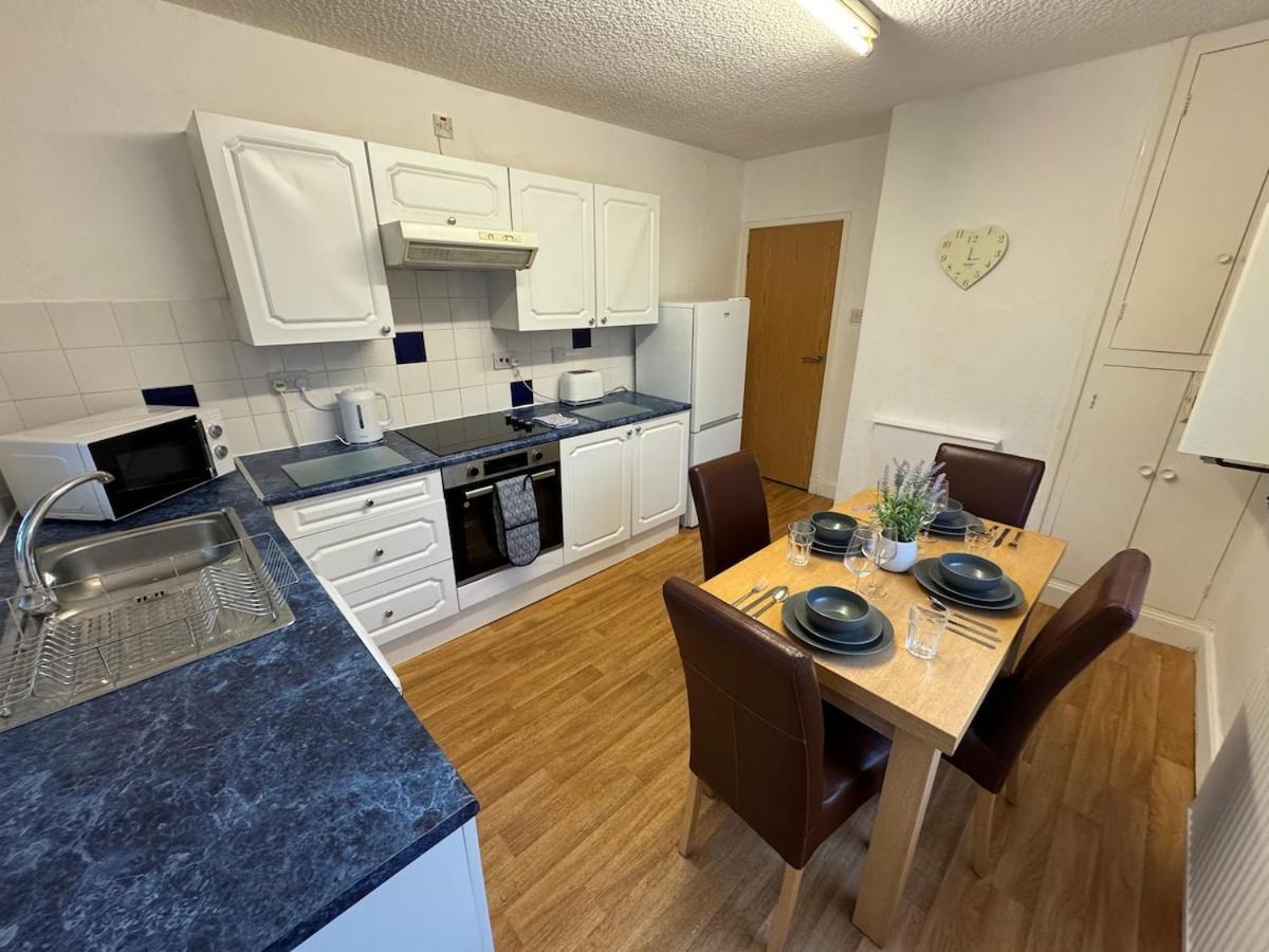 Cosy Seaside Retreat Near Blackpool Apartment *
